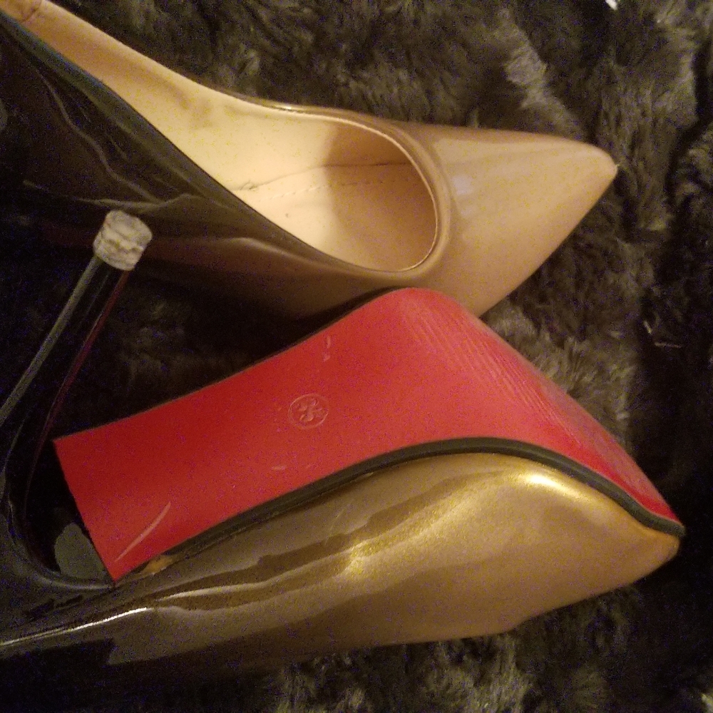 Shoes - Picture 3 of 3